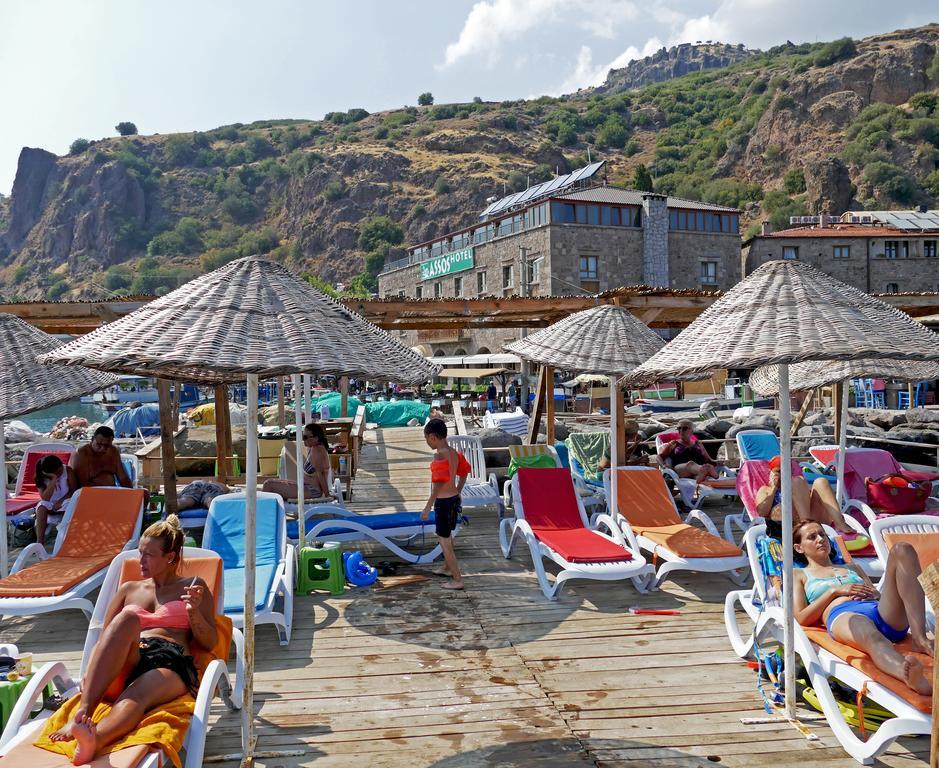 Assos Hotel エクステリア 写真