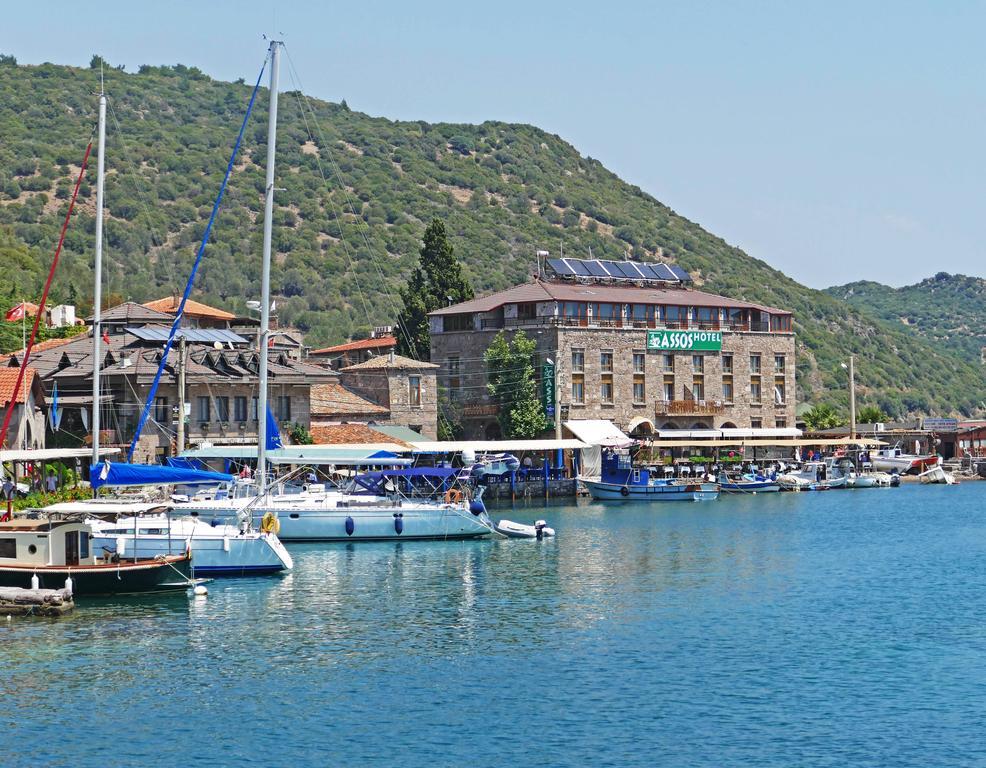 Assos Hotel エクステリア 写真