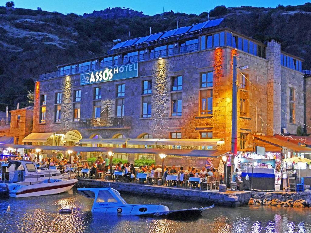 Assos Hotel エクステリア 写真